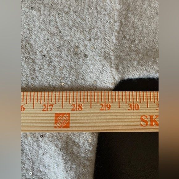 Evri Women’s Ivory Plus Size V-Neck Pullover Sequined Sweater; Size 3X - Picture 12 of 13